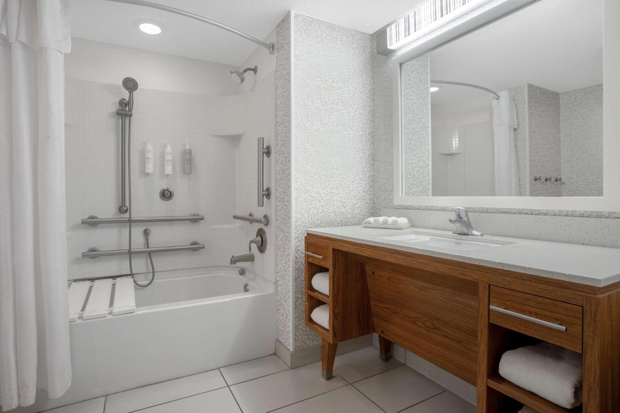 Home2 Suites By Hilton Gainesville Eksteriør bilde