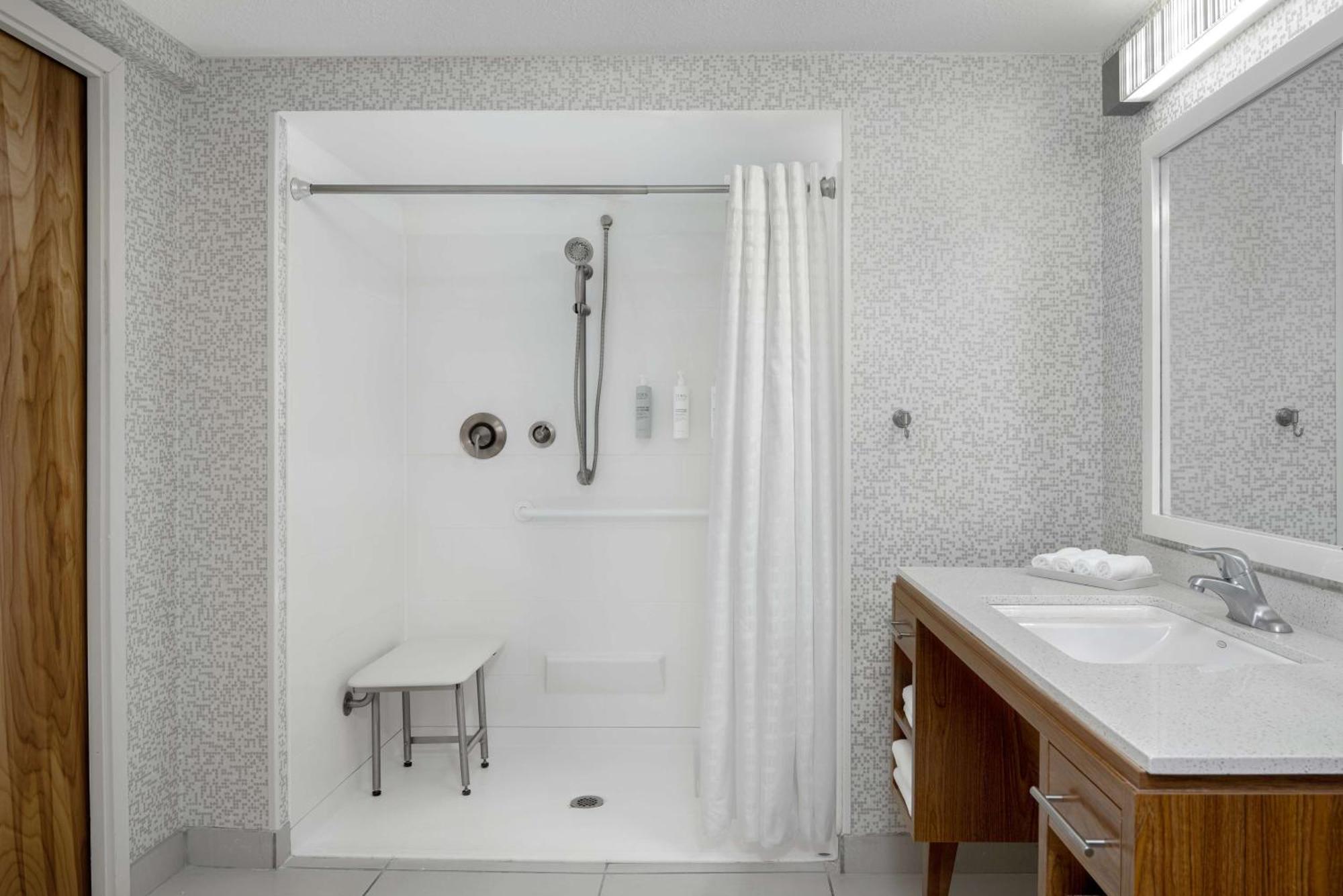 Home2 Suites By Hilton Gainesville Eksteriør bilde